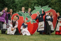 Mālpils strawberry festival Siguldas novada TIC